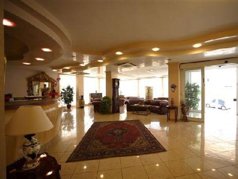 Hotel Gaston ริมินี ภายนอก รูปภาพ