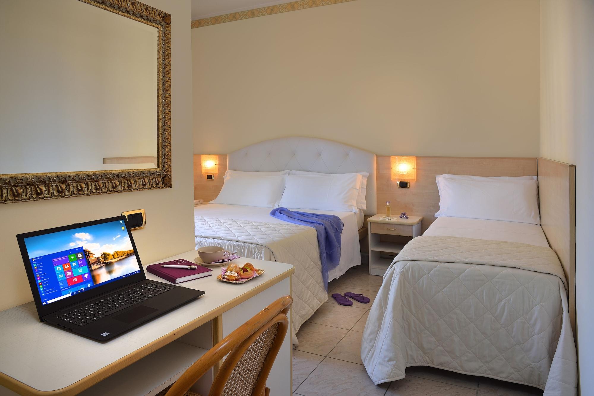 Hotel Gaston ริมินี ภายนอก รูปภาพ