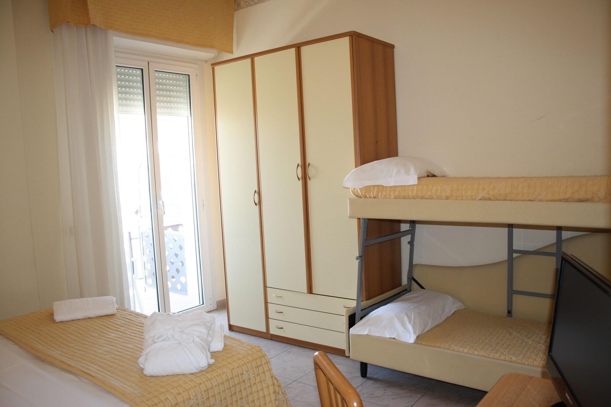 Hotel Gaston ริมินี ภายนอก รูปภาพ
