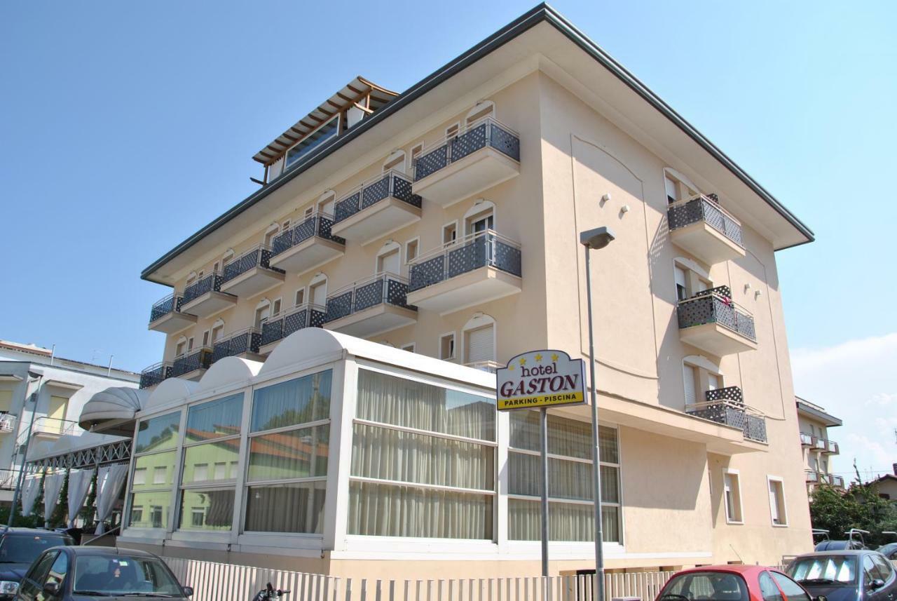 Hotel Gaston ริมินี ภายนอก รูปภาพ